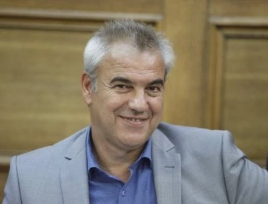 Αδιανόητη δήλωση από βουλευτή του ΣΥΡΙΖΑ: «Τι να ενδιαφέρει έναν 17χρονο σήμερα ποιον σκότωσε ο Κουφοντίνας;»